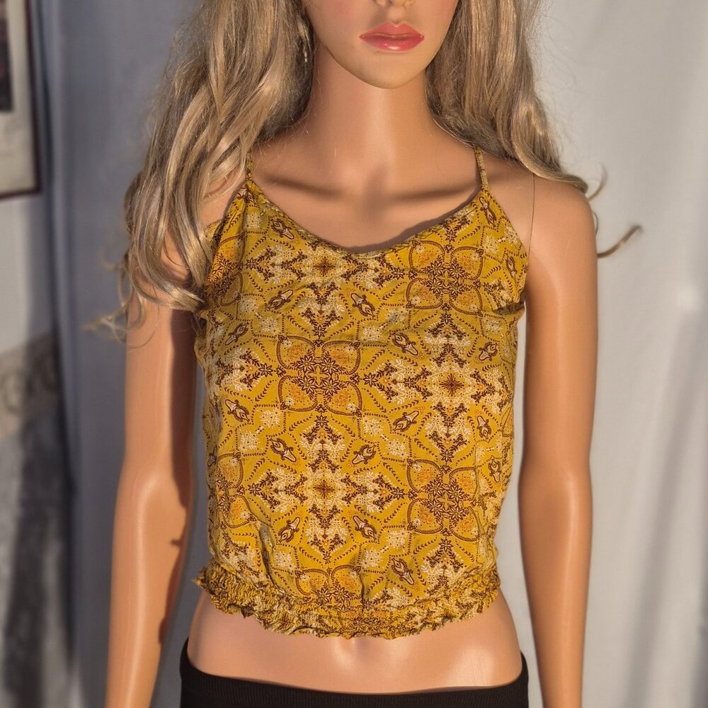 Pink Republic *** sleeveless cropped top in size XS
